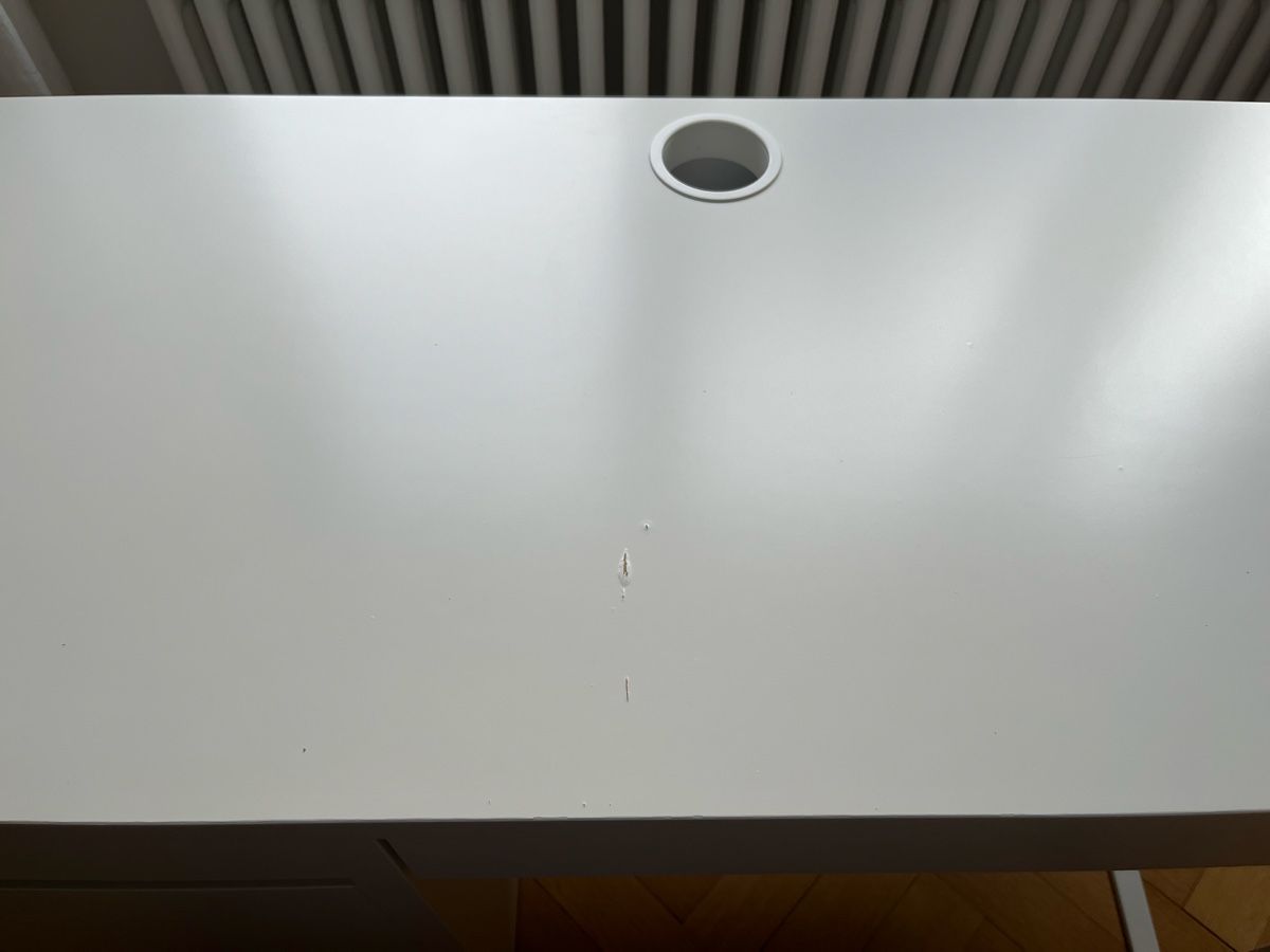 Ikea Scrivanie: Ikea Schreibtisch weiss – Usato da Bern venduto da ann_9ndw 3