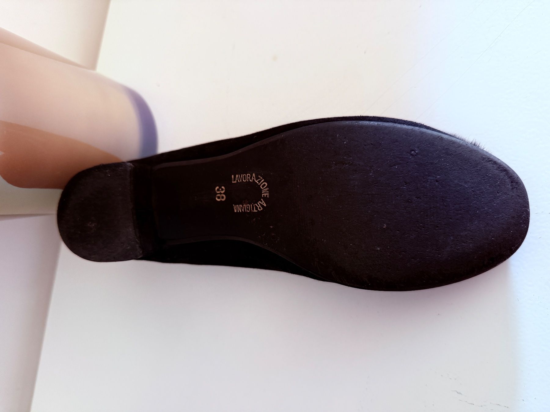 Scarpe da donna: Schwarzer Wildlederballerina, Größe 38 – Usato da Zollikon venduto da JeannetteEgger 4