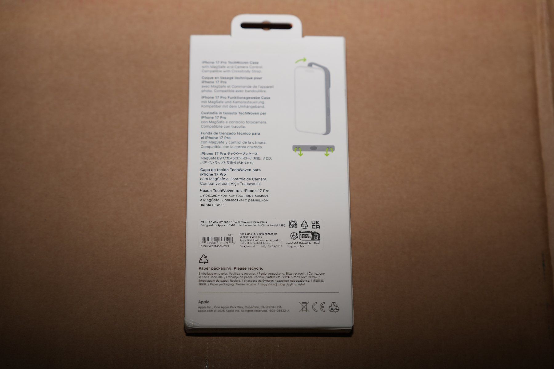 Apple Coques & Protection écran: Apple TechWoven Case iPhone 17 Pro Schwarz – D'occasion à Zürich par Verkaufen-Schweiz 2