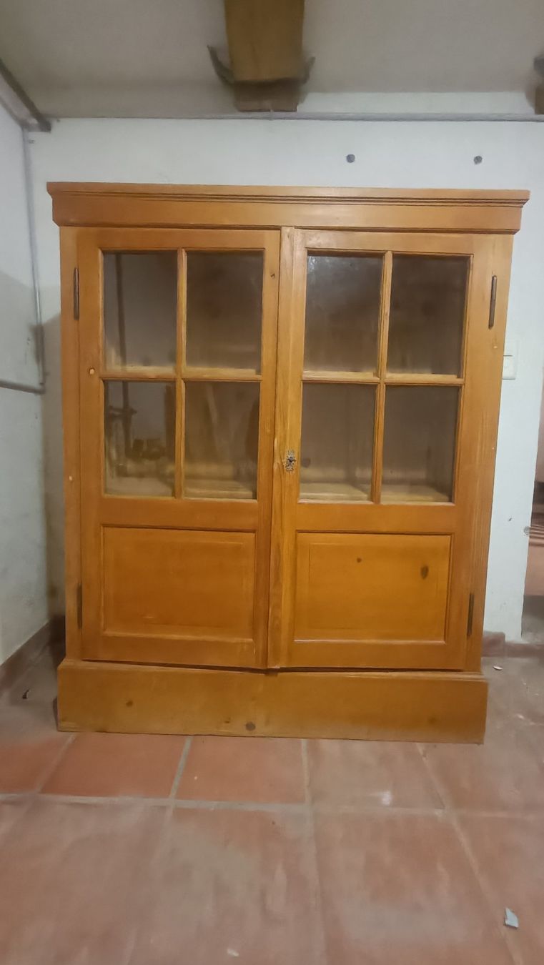 Vetrine: Vitrine (Tanne) – Usato da Schübelbach venduto da ar8862-ch
