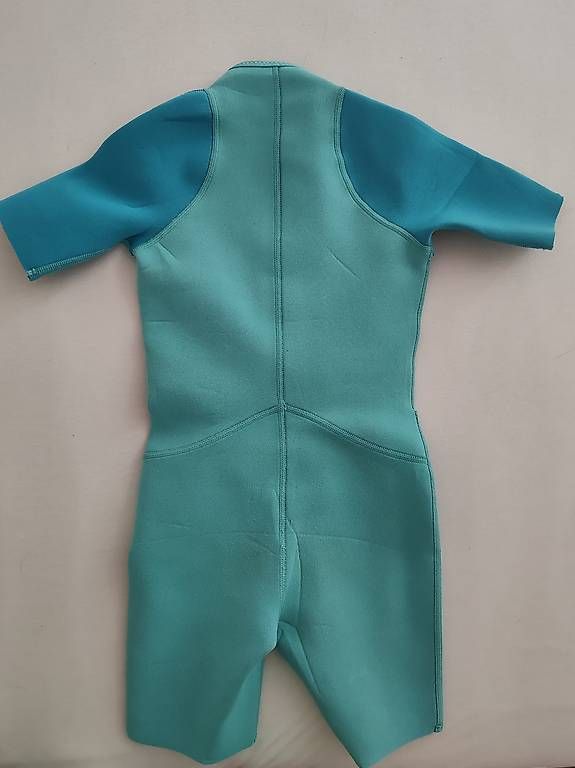 Mute per immersioni: Tuta neoprene bambini  – Usato da Grenchen venduto da Dulcis_Fundo 1