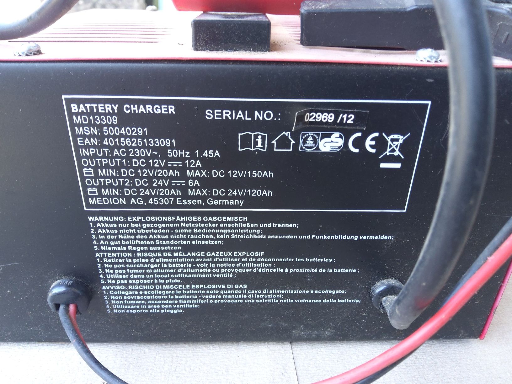 Caricabatterie: Ladegerät 12/24Volt – Usato da Aeschi b. Spiez venduto da Merk-Pullax 1