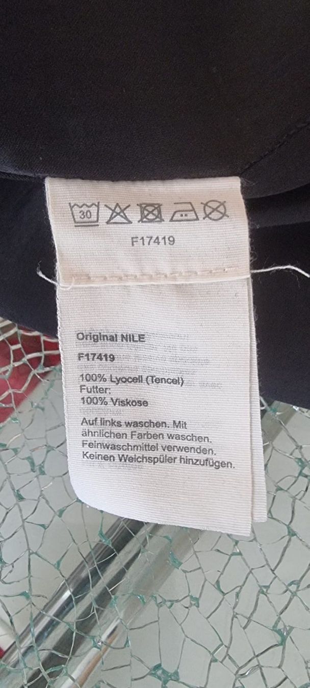Nile Jupes: Nile Gr. L – Neuf avec emballage d'origine à Luzern par Reni025 6