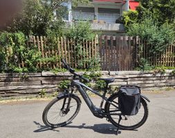 Leopard E-Trekkingbike Jahrgang 2024