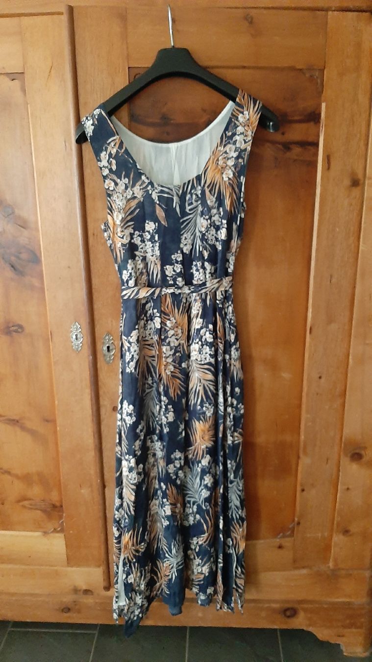 Nile Robes: nile Kleid Grösse S – D'occasion à Dübendorf par Luuuusmeitli12 1