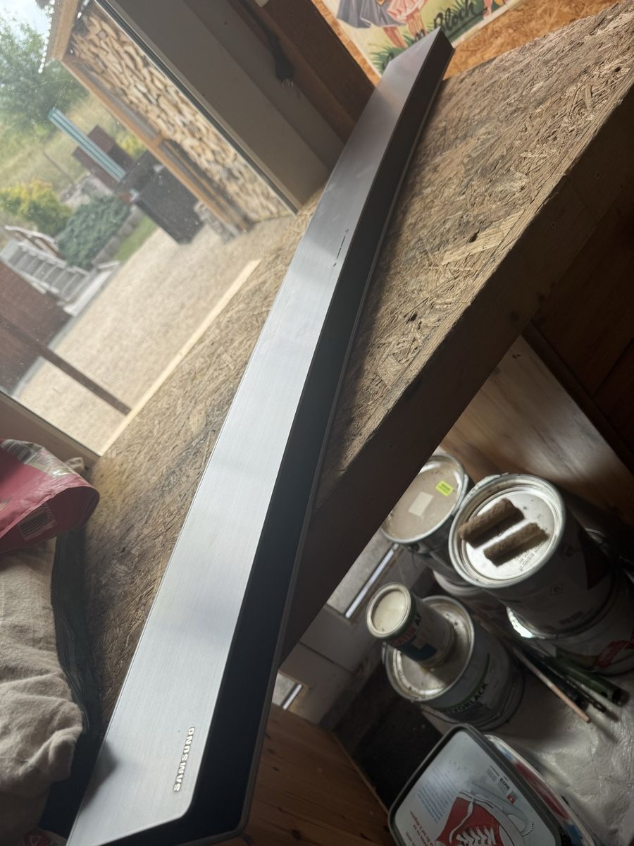 Samsung Heimkino: Barre de son incurvée et caisson de basses Samsung – Neu (gemäss Beschreibung) aus Montsevelier von juj_2hwp 2