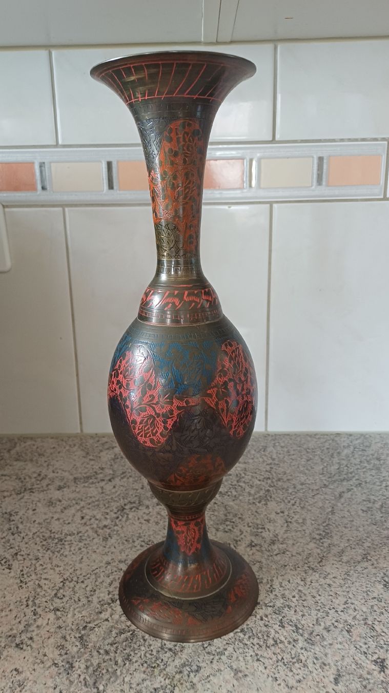 Vasi & Recipienti: Schöne verzierte Vase – Usato da Flawil venduto da Pinkmalibu