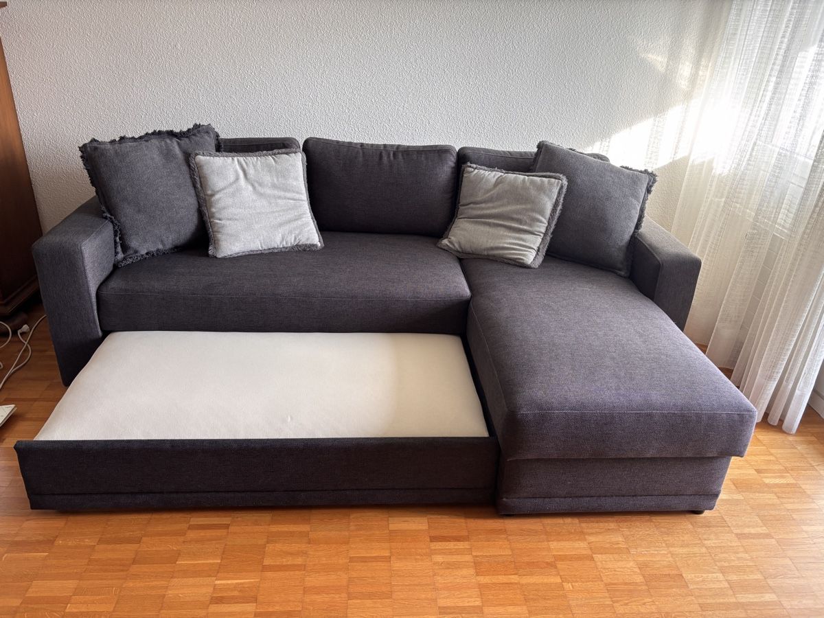 Sofas: Sofa - Bettsofa - neuwertig – D'occasion à Luzern par Housejunky 1