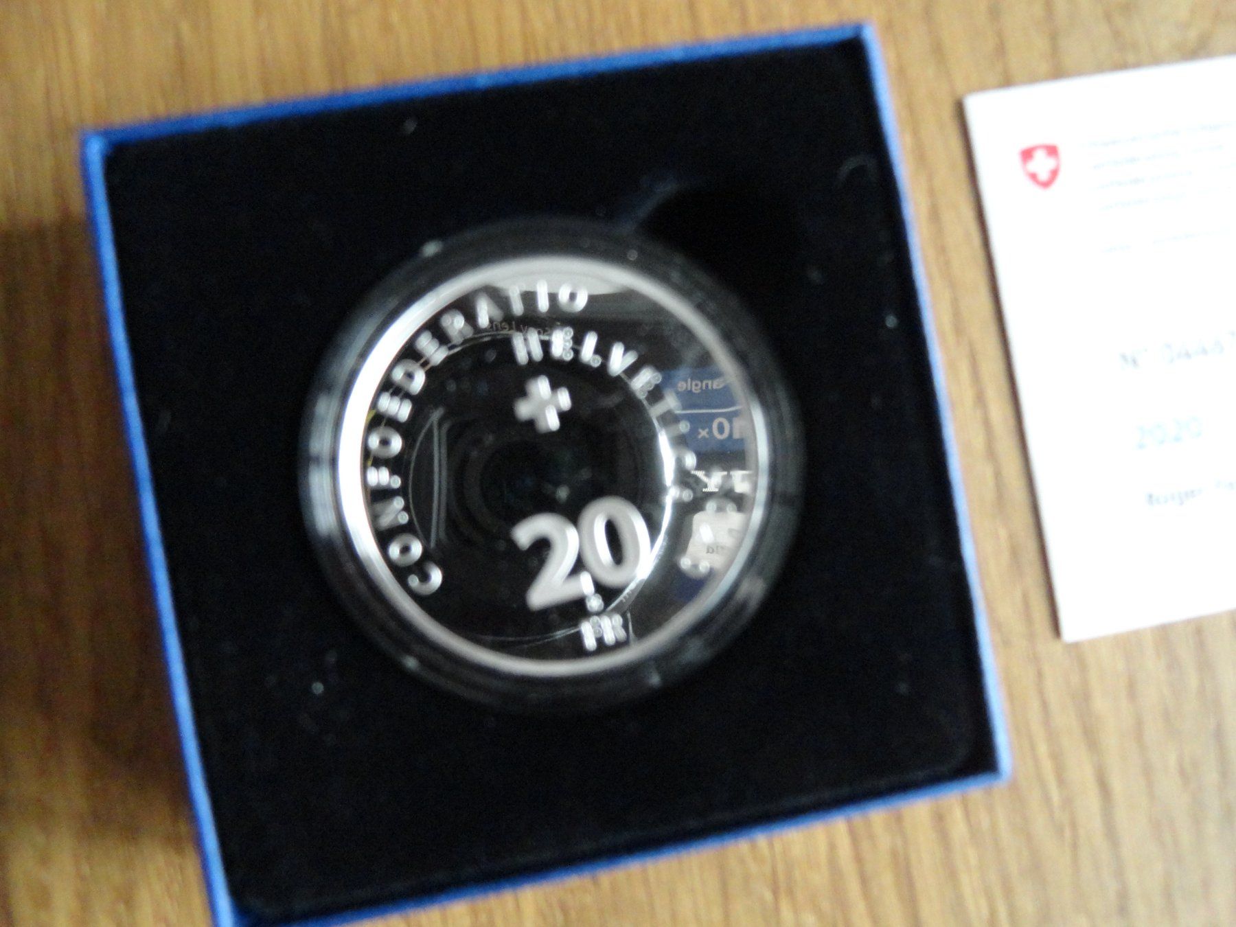 Tutti le monete: 20 Fr. Sonder-Silber -Münze 2020 - "Roger Federer" – Nuovo e nell'imballaggio originale da Gerlafingen venduto da Shiva_74 5