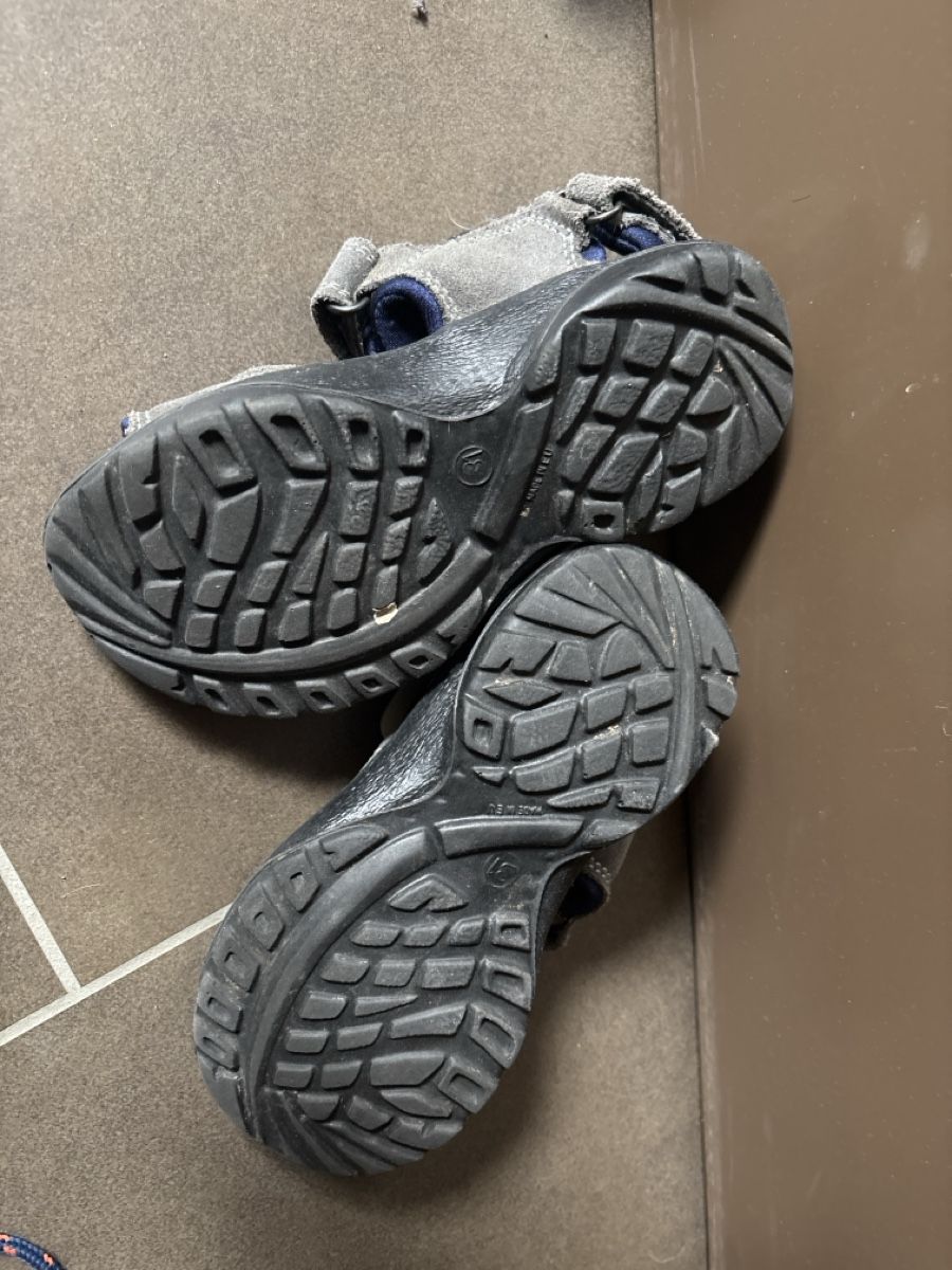 Scarpe per ragazzi: Sandalen 31 – Usato da Bischofszell venduto da tweeties 1