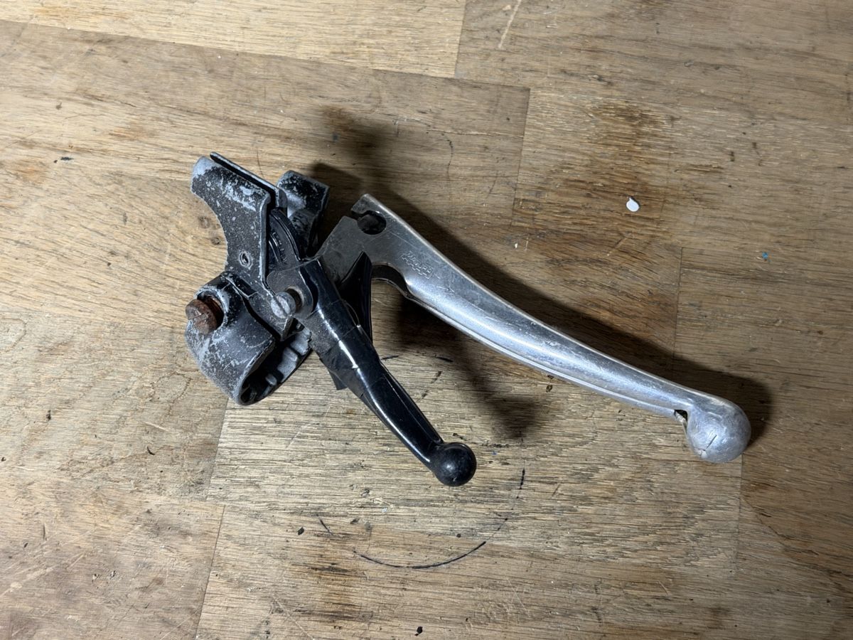 Magura Parti ricambio per ciclomotori: Bremsgriff / Starterhebel Magura original – Usato da Bolken venduto da si.x.las 2