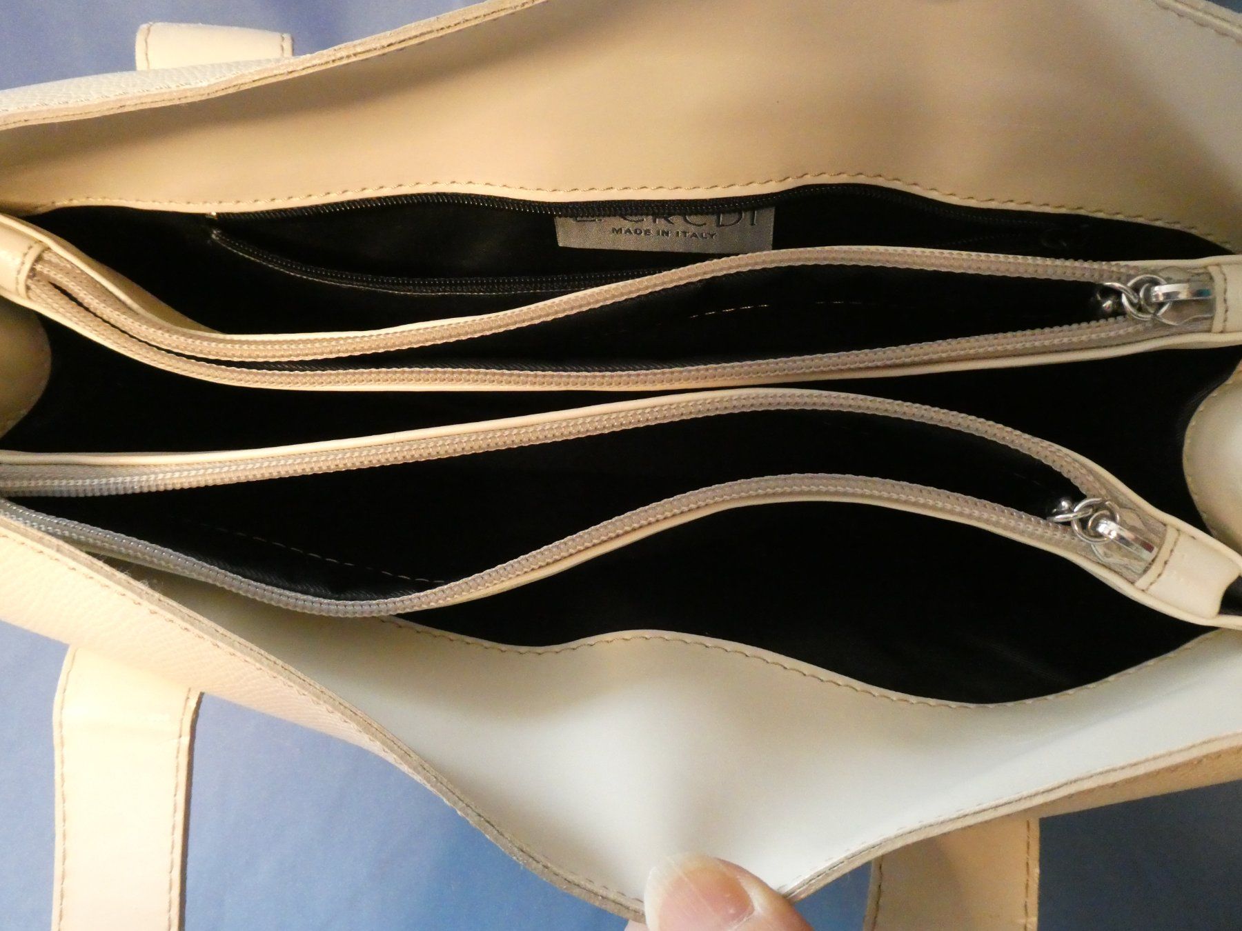 L.Credi Borse: Handtasche beige/gelb Marke L.Credi – Usato da Tann venduto da Charly65 6