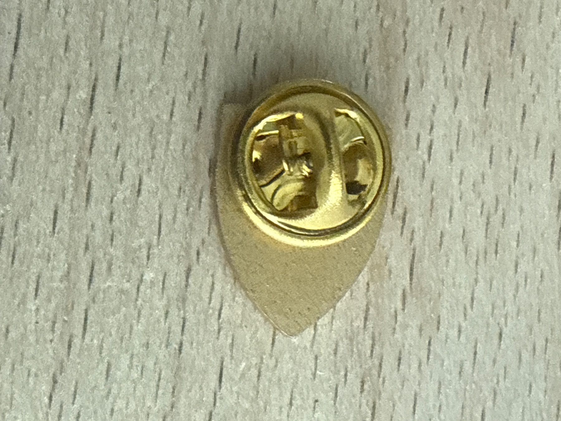 Plaquettes & Badges: Pin – D'occasion à Glattbrugg par Schweigmatt 1