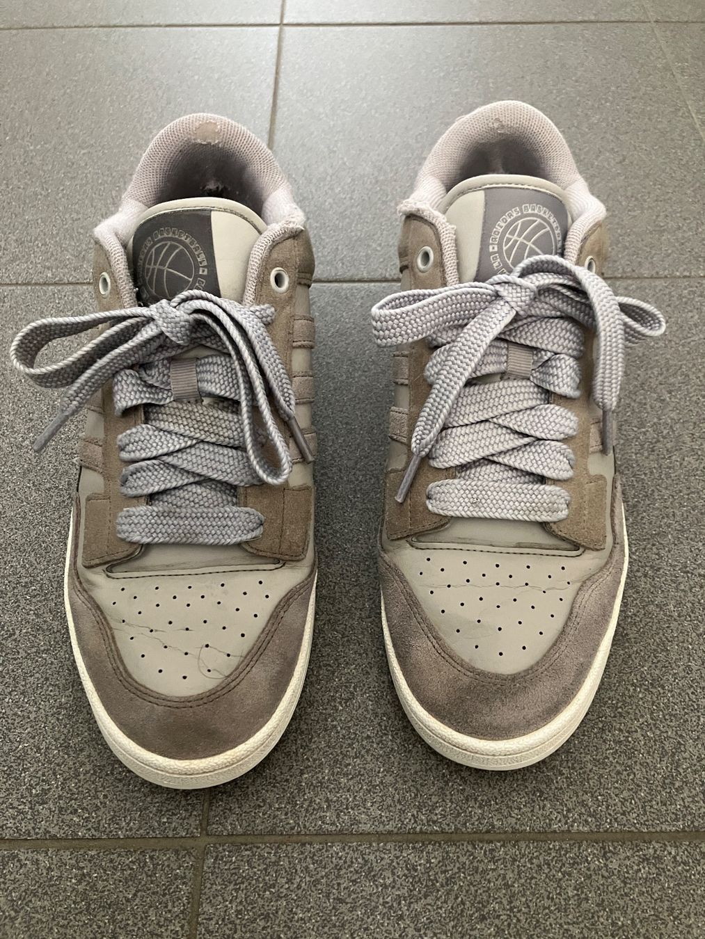 Adidas Chaussures hommes: Adidas Sneaker Gr. 43 – D'occasion à Ruggell par VegasGirl 1