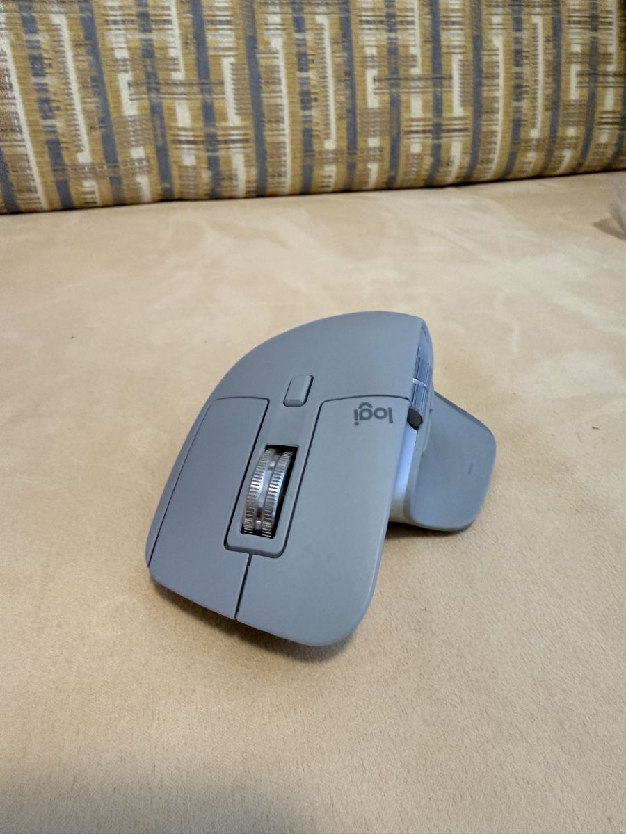 Logitech Mouse: Maus Logitech MX Master 4 – Nuovo e nell'imballaggio originale da Winterthur venduto da Puma2662 6