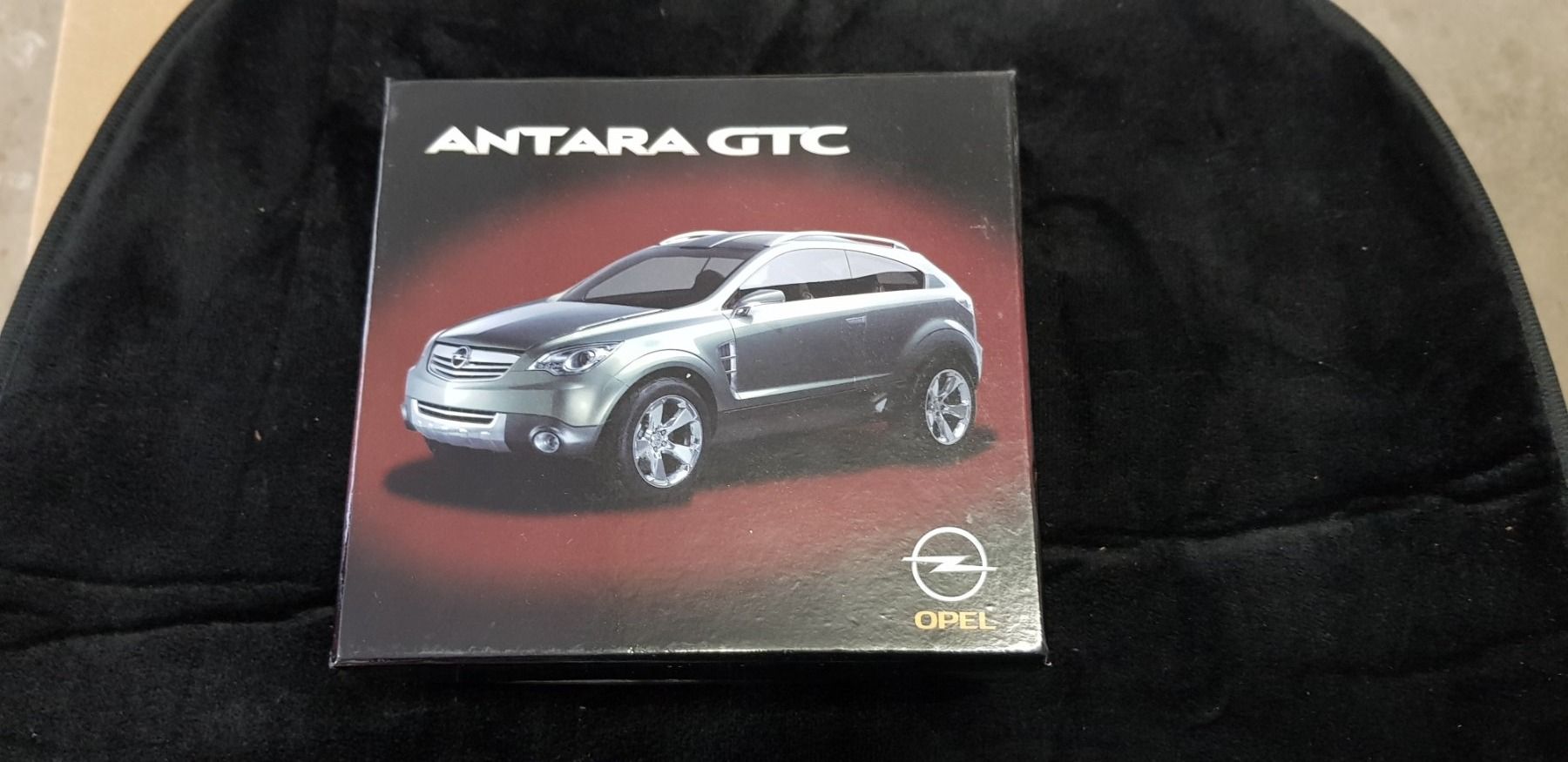 Norev Modellini d'auto: Opel Antara Gtc 1:43 Norev – Nuovo e nell'imballaggio originale da Fribourg venduto da 911cc 8