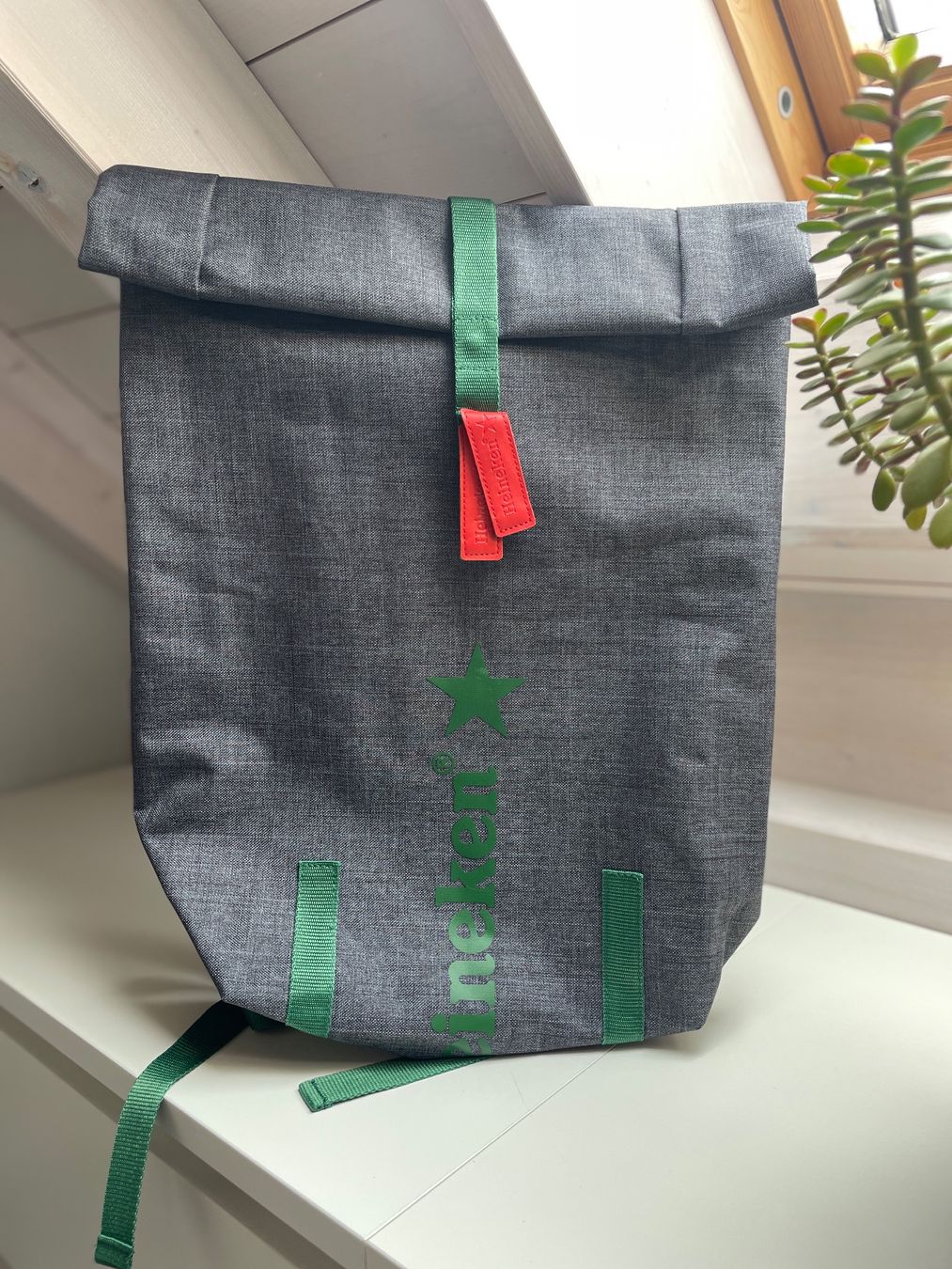 Zaini: Thermo Rucksack HEINEKEN – Usato da Lützelflüh-Goldbach venduto da Christian1980