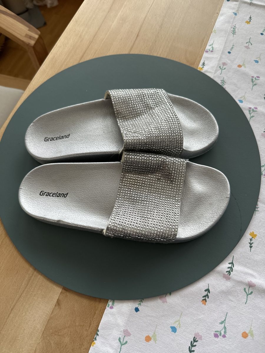 Graceland Scarpe da donna: Badeschuhe von Graceland – Nuovo (secondo la descrizione) da Altendorf venduto da ratzfatz 1