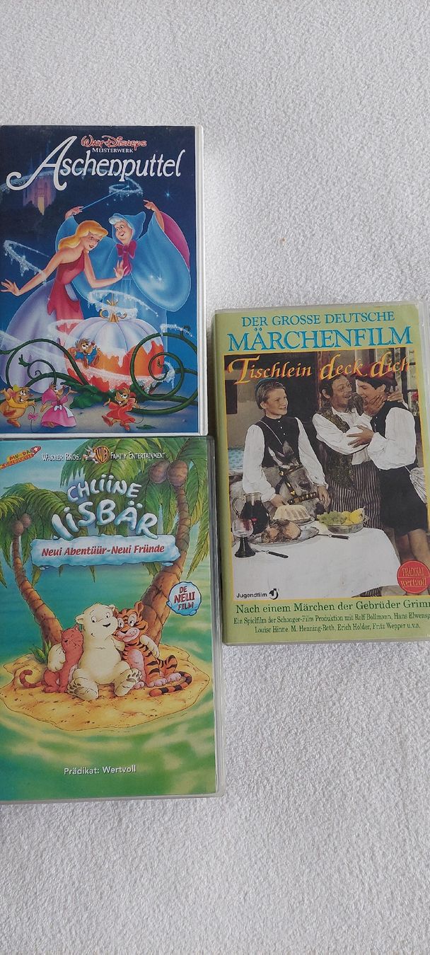 Tutti i VHS: 11 Kinder VHS Kassetten Sammlung – Usato da Zürich venduto da Anibas1 3