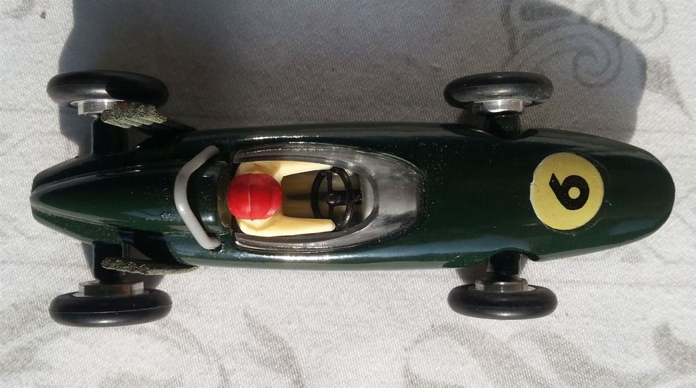 SOLIDO 1/43 ème B.R.M. V8 REF 131 TRÈS BON ÉTAT 1964