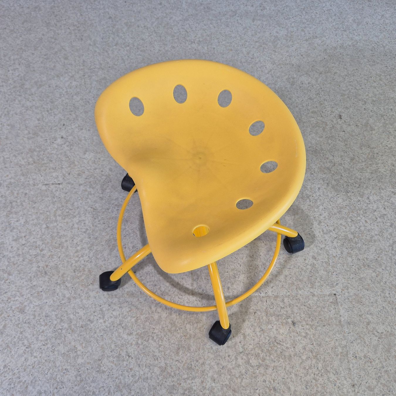Ikea Tabourets: Ikea Traktor Stool Bürostuhl Arbeitshocker Rollhocker Hocker – D'occasion à Nottwil par Wondewa-Shop 7