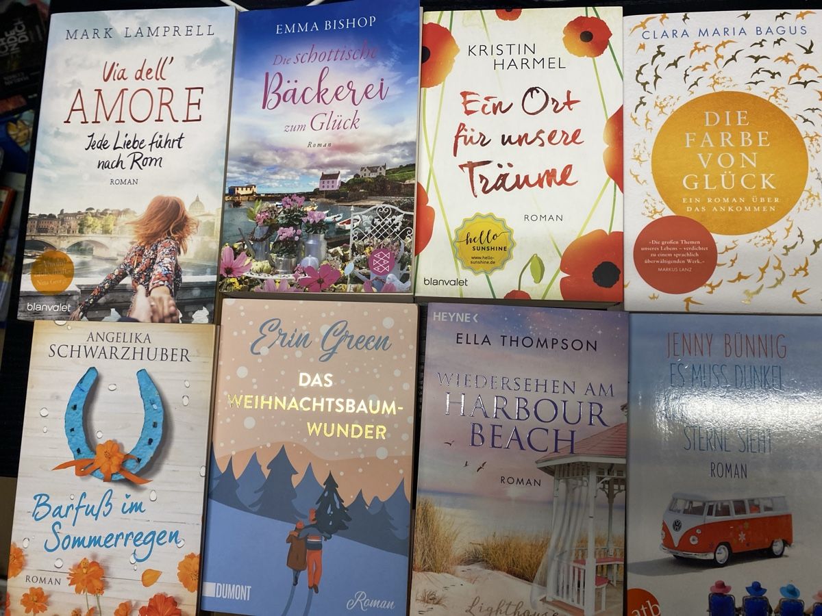 Libri: 8 Liebesromane Liebe Glück – Usato da Erlinsbach SO venduto da Silverstorm