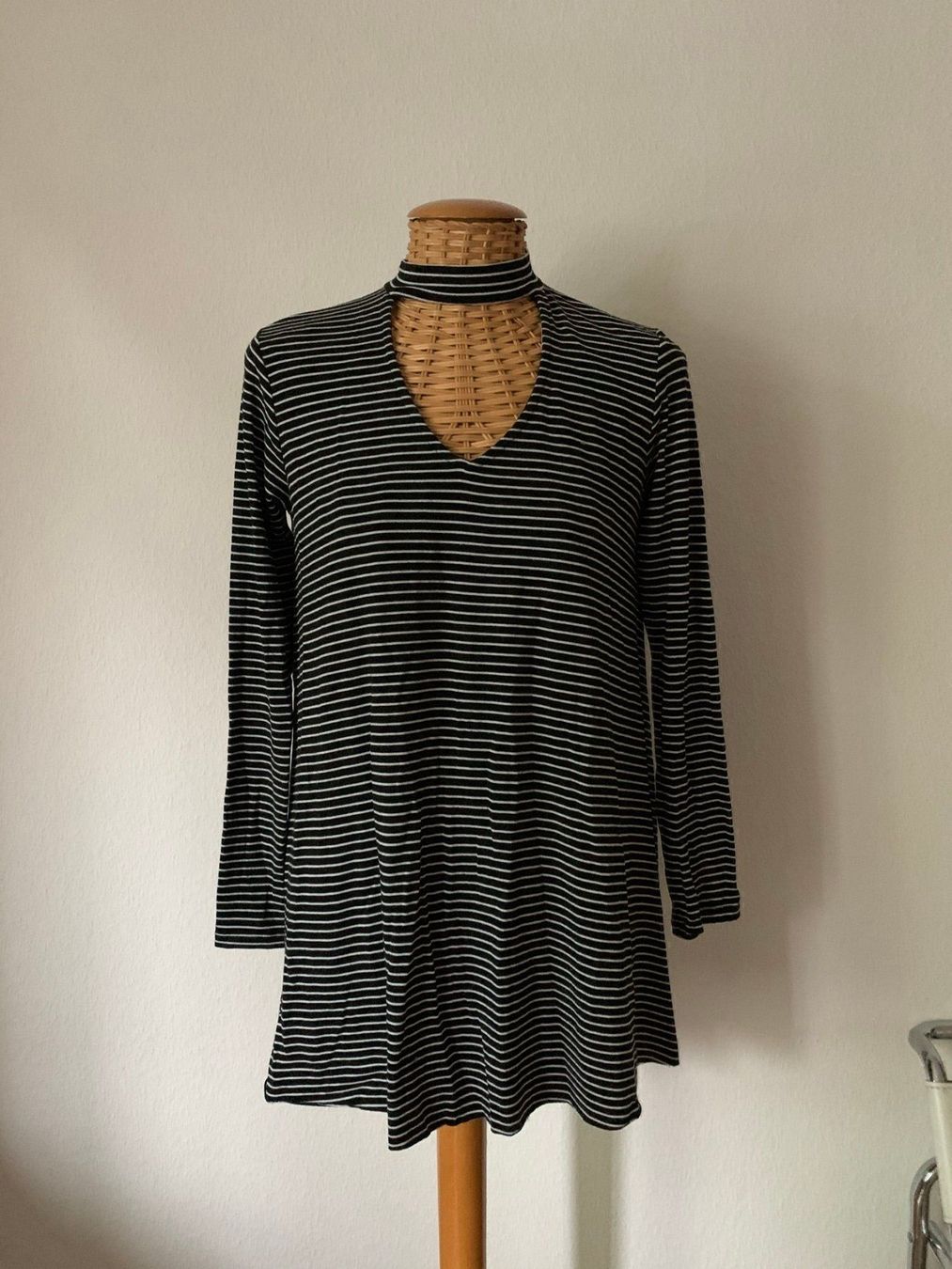 Bershka Robes: BERSHKA - Kleidchen gestreift S – D'occasion à Zürich par Diazaio