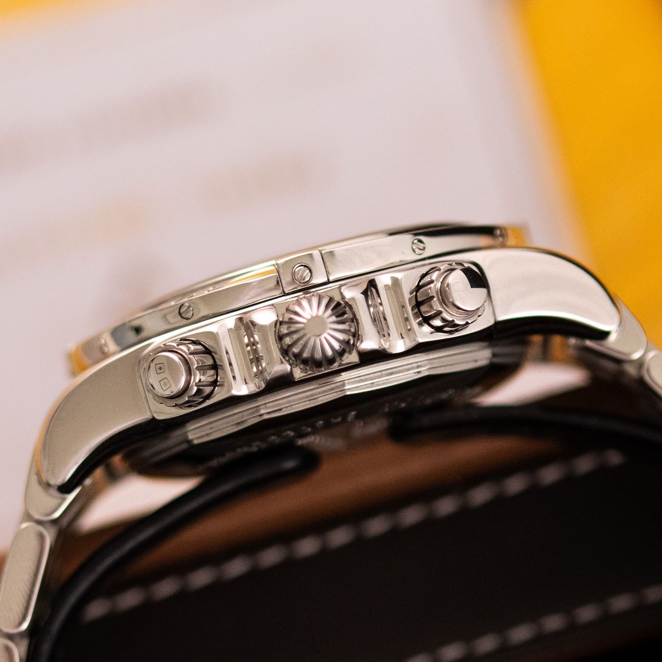 Breitling Orologi: Breitling Chronomat Black Dial/ AB0110/ 2018 / Full Set – Usato da Luzern venduto da PrimeSwissTime 4