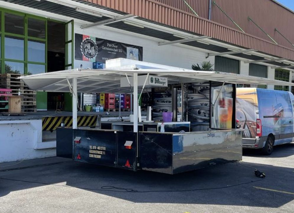 Rimorchi: Ausschankwagen Bierwagen  – Usato da St.Gallen venduto da metzelder75