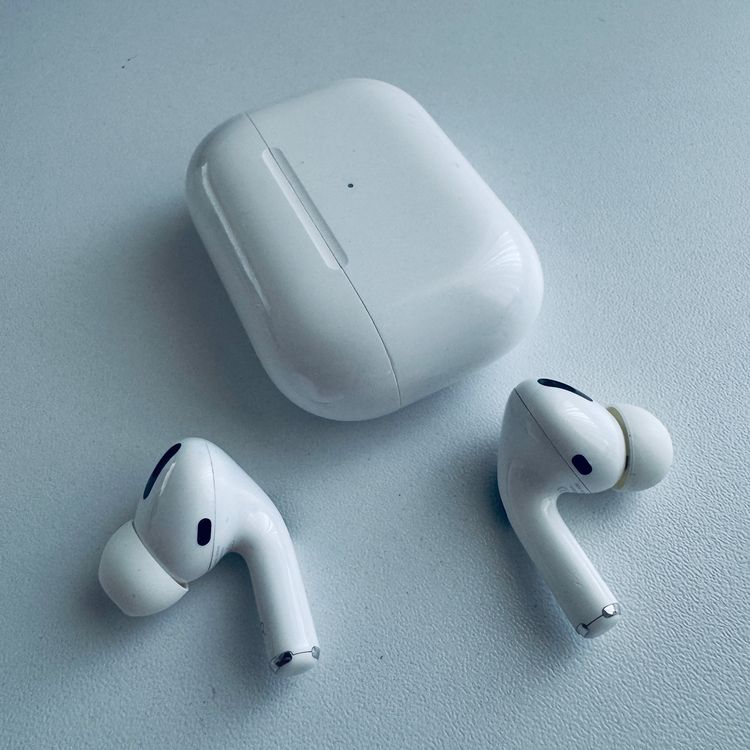 Apple Kopfhörer: Original Apple AirPods Pro 1 Gen. MagSafe Lightning C Kabel – Gebraucht aus Basel von MY.AIRPODS.SHOP 6