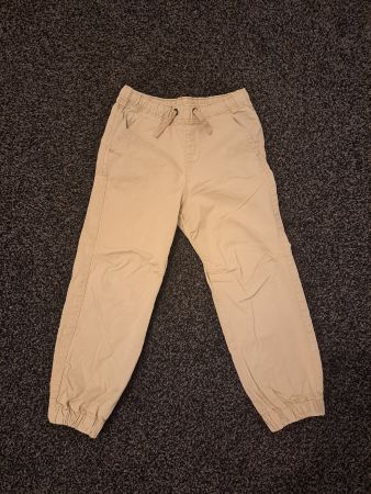 Kinder Hosen beige Grösse 128