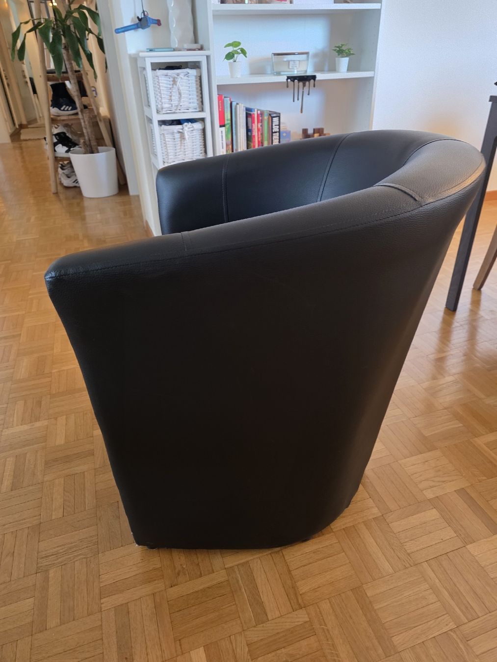 Poltrone: Ledersessel – Usato da Richterswil venduto da Tatjanalisha 3