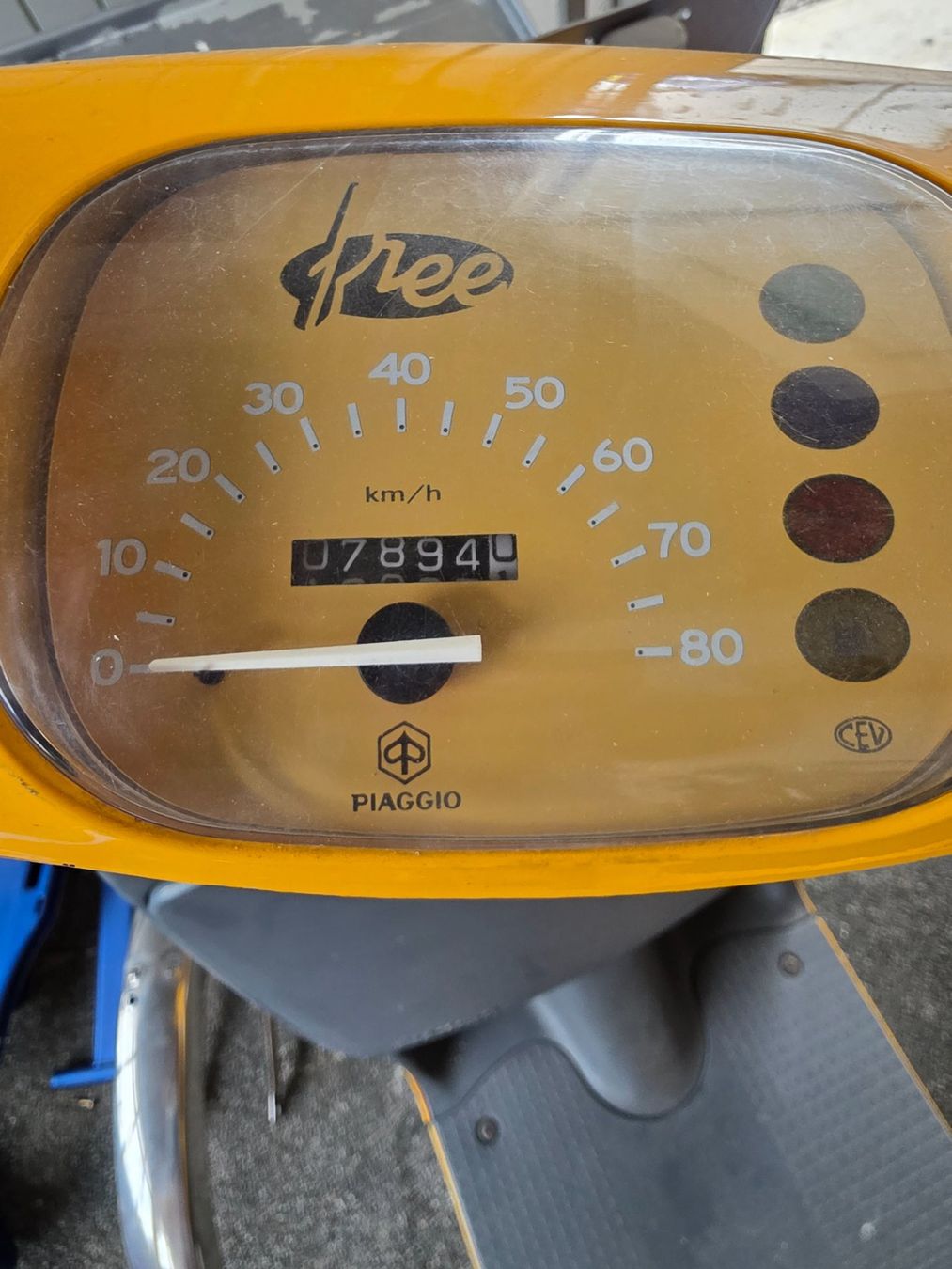 Piaggio Scooters: Piaggio Free Post PTT – Défectueux à Schafisheim par onezillion 7