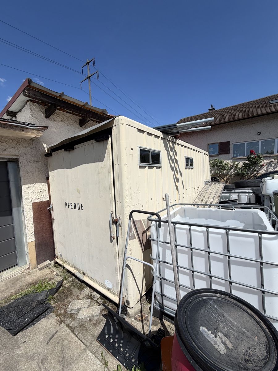 Contenitori edile: Lager Container oder für Tiere mit Fenster und Rampe – Usato da Gipf-Oberfrick venduto da glogeli 3
