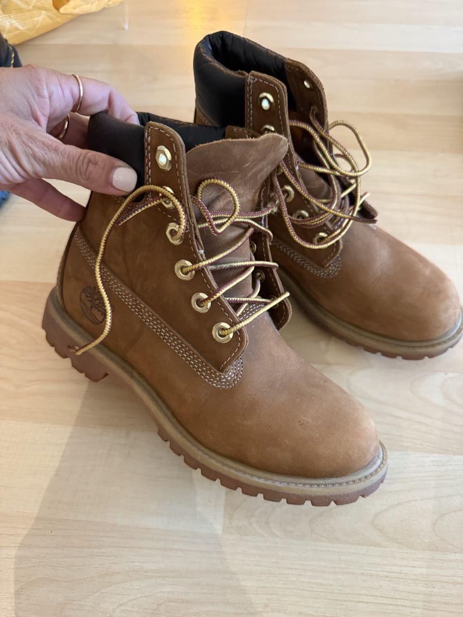 Herrenschuhe: Timberland boots  – Gebraucht aus Zermatt von Lisboa30