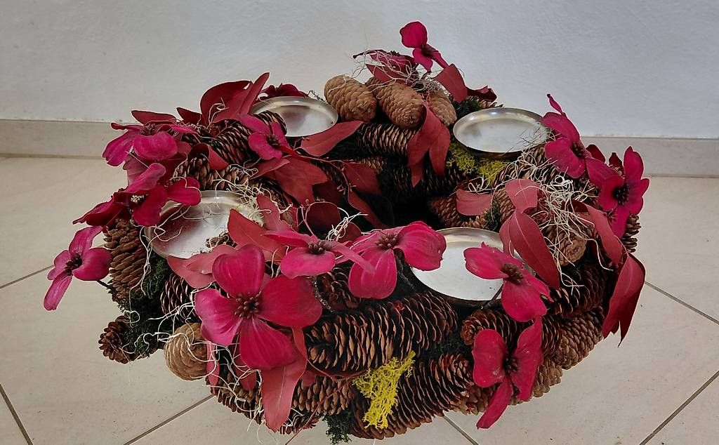 Alle Dekorationen: Adventkranz – Gebraucht aus Thun von acale 1