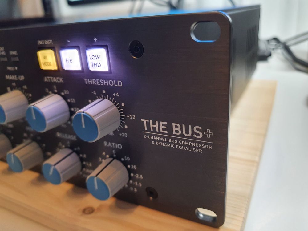 SSL BUS+ (Analoger Stereo- / Dual-Mono / MS Bus Kompressor) (Neu ...