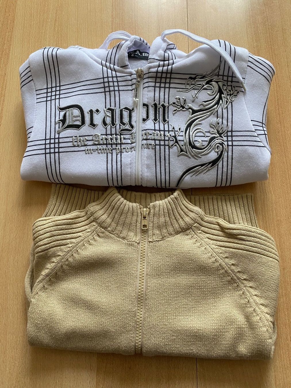 Altro abbigliamento: 2 jacquettes garçon T.98 – Usato da Le Brassus venduto da lionete02