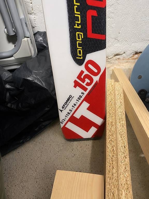 Skis: Atomic Redster  – Gebraucht aus Biel/Bienne von pau_7ss6 1