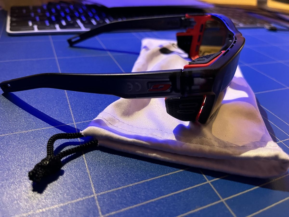 Julbo Occhiali & Lenti: Splendide lunettes de soleil JULBO SHIELD M Reactiv 2-4 – Nuovo (secondo la descrizione) da Troistorrents venduto da Louise2002 1