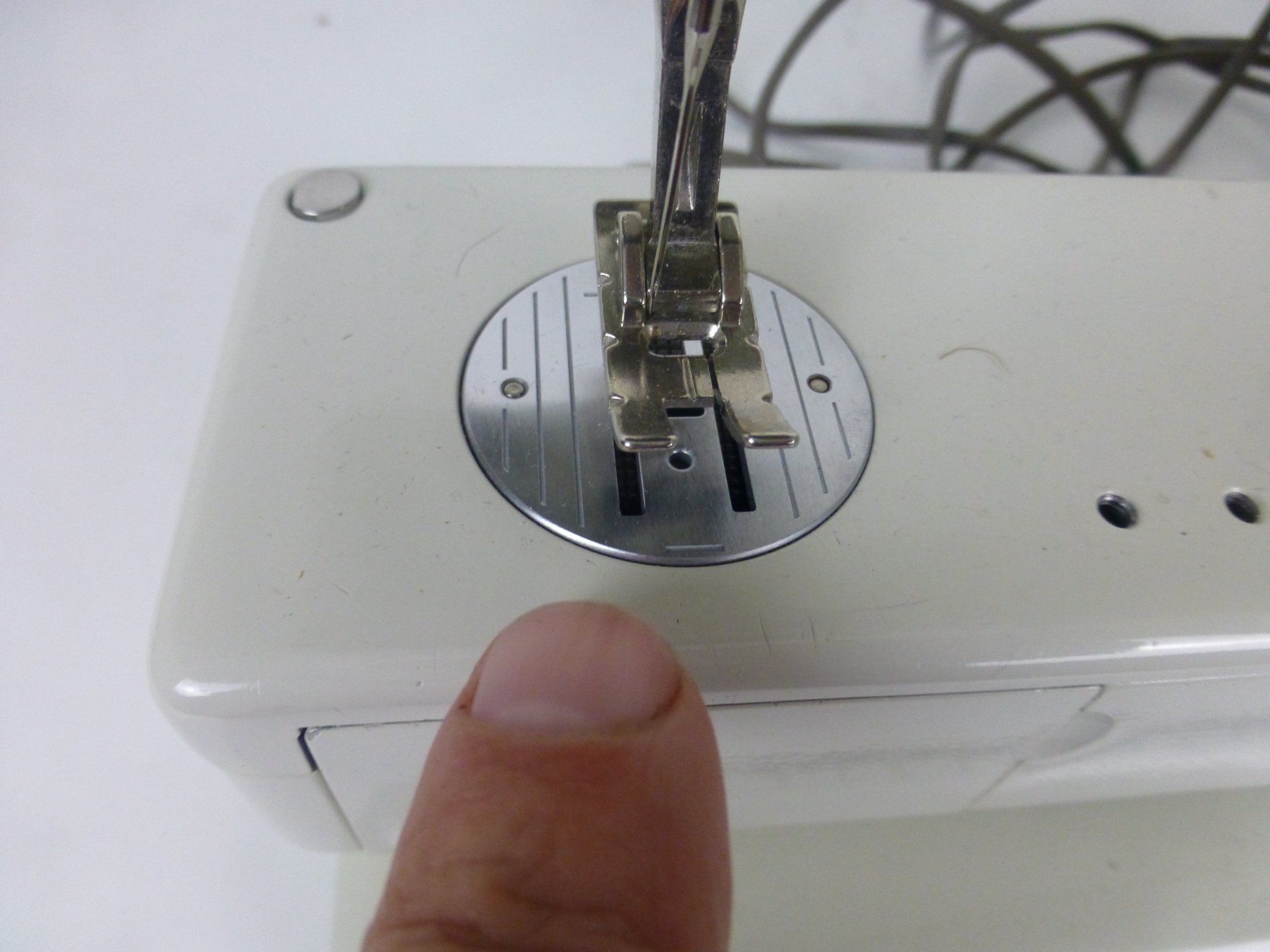 Bernina Macchine da cucire: Bernina 931ohne Koffer Defekt – Difettoso da Fahrweid venduto da Omuki 3