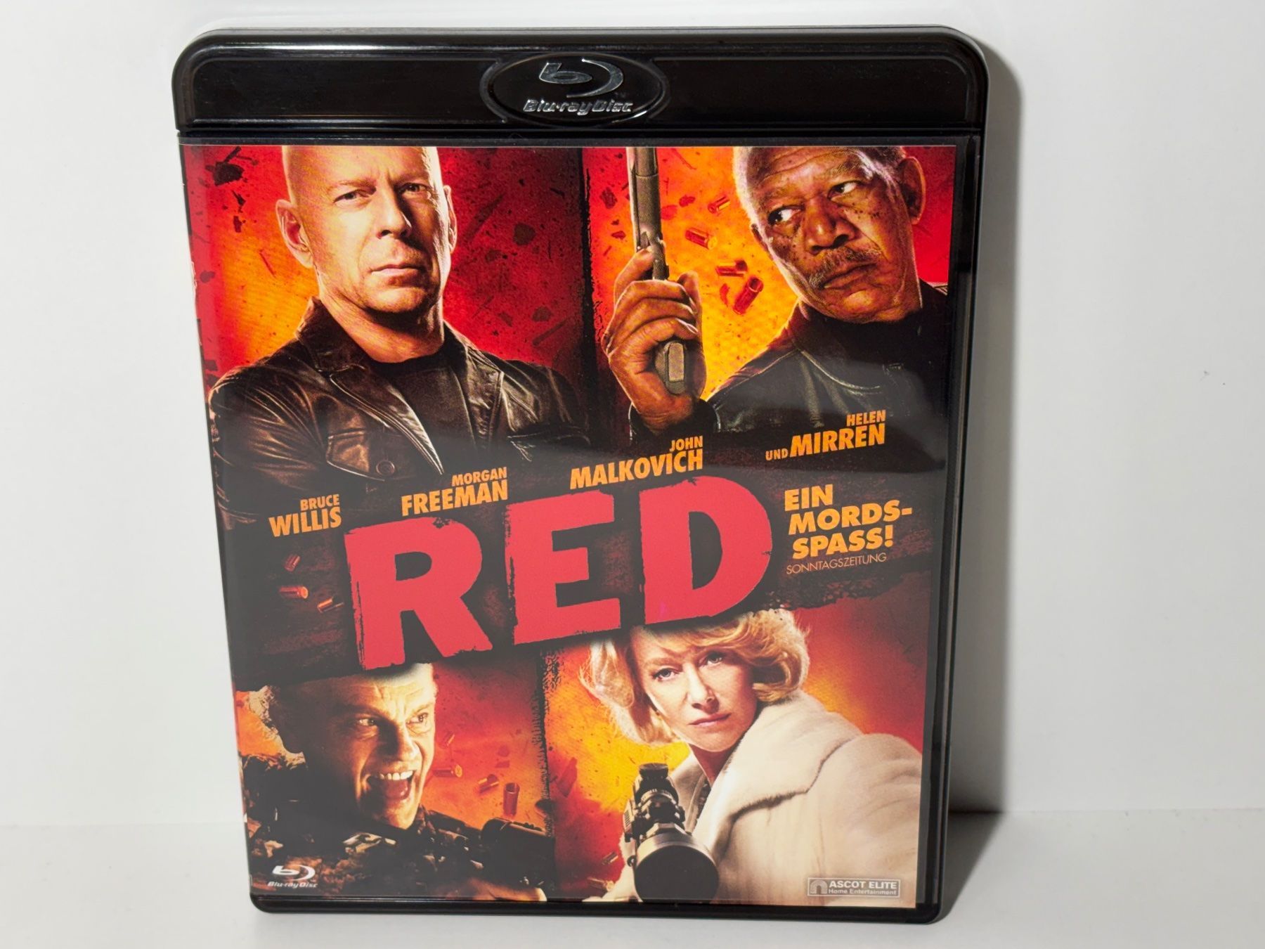 Tutti i DVDs: Red - Älter. Härter. Besser Blu Ray – Usato da Wilderswil venduto da Mr.Fury