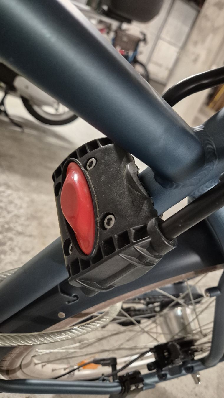 Sièges auto:  Velo Kindersitz  – D'occasion à Emmenbrücke par Mauri10 4