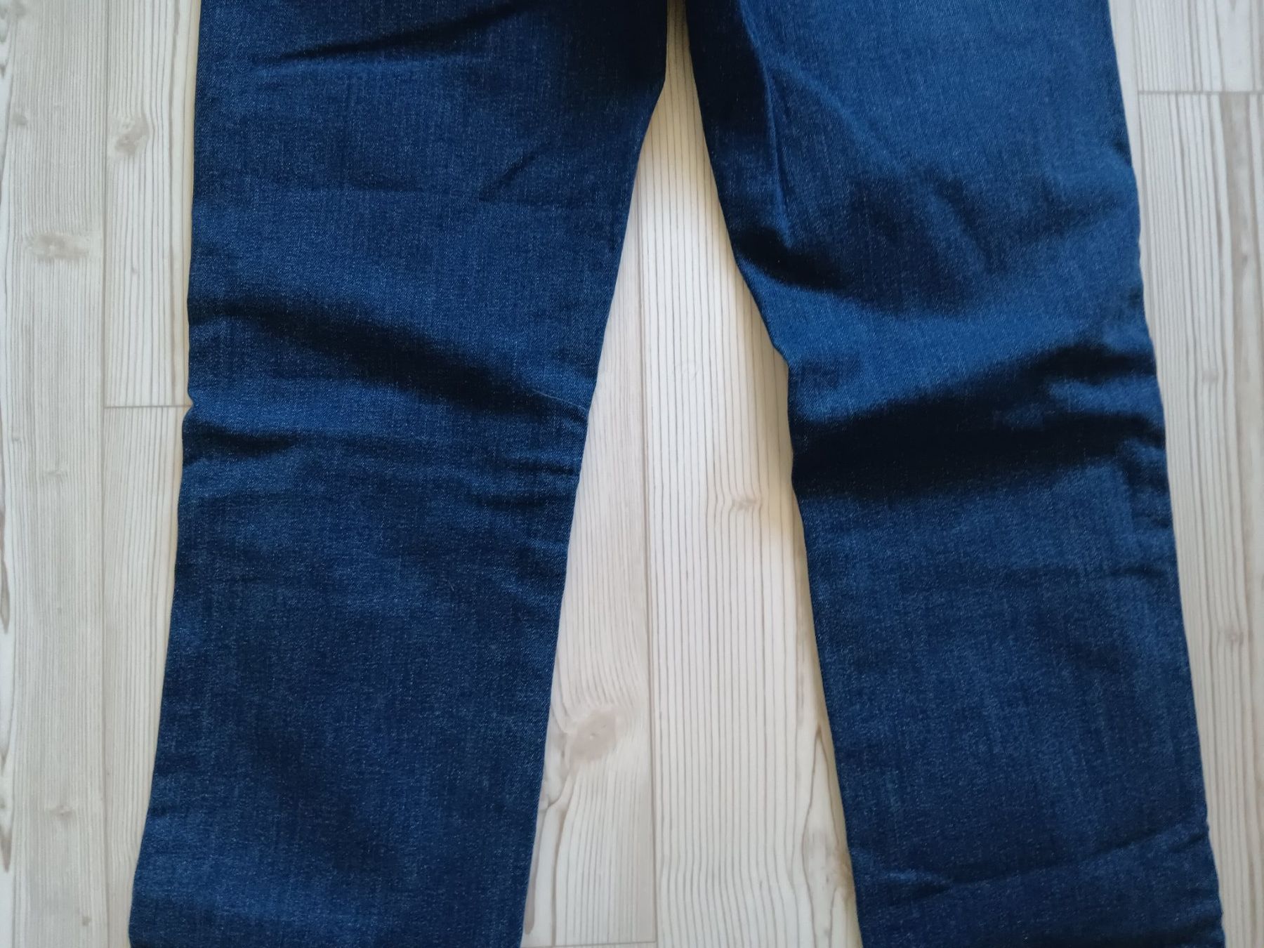 Mankind Jeans: 7 FOR ALL MANKIND Jeans taille / Grosse 27 – Gebraucht aus Cossonay-ville von Super-Price-Quality 7