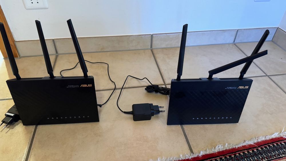Asus RT-AC68U x 2 routers. Mesh system 802.11ac (1900) (Gebraucht) in ...