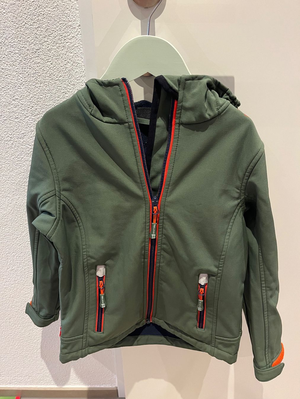 Trollkids Jacken & Mäntel: ***TROLLKIDS*** Softshell-Jacke Gr. 128! – Neu (gemäss Beschreibung) aus Volketswil von Kephren