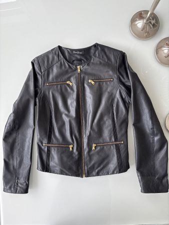 Hochwertige und sehr weiche Lederjacke/Blazer schwarz Gr. 36