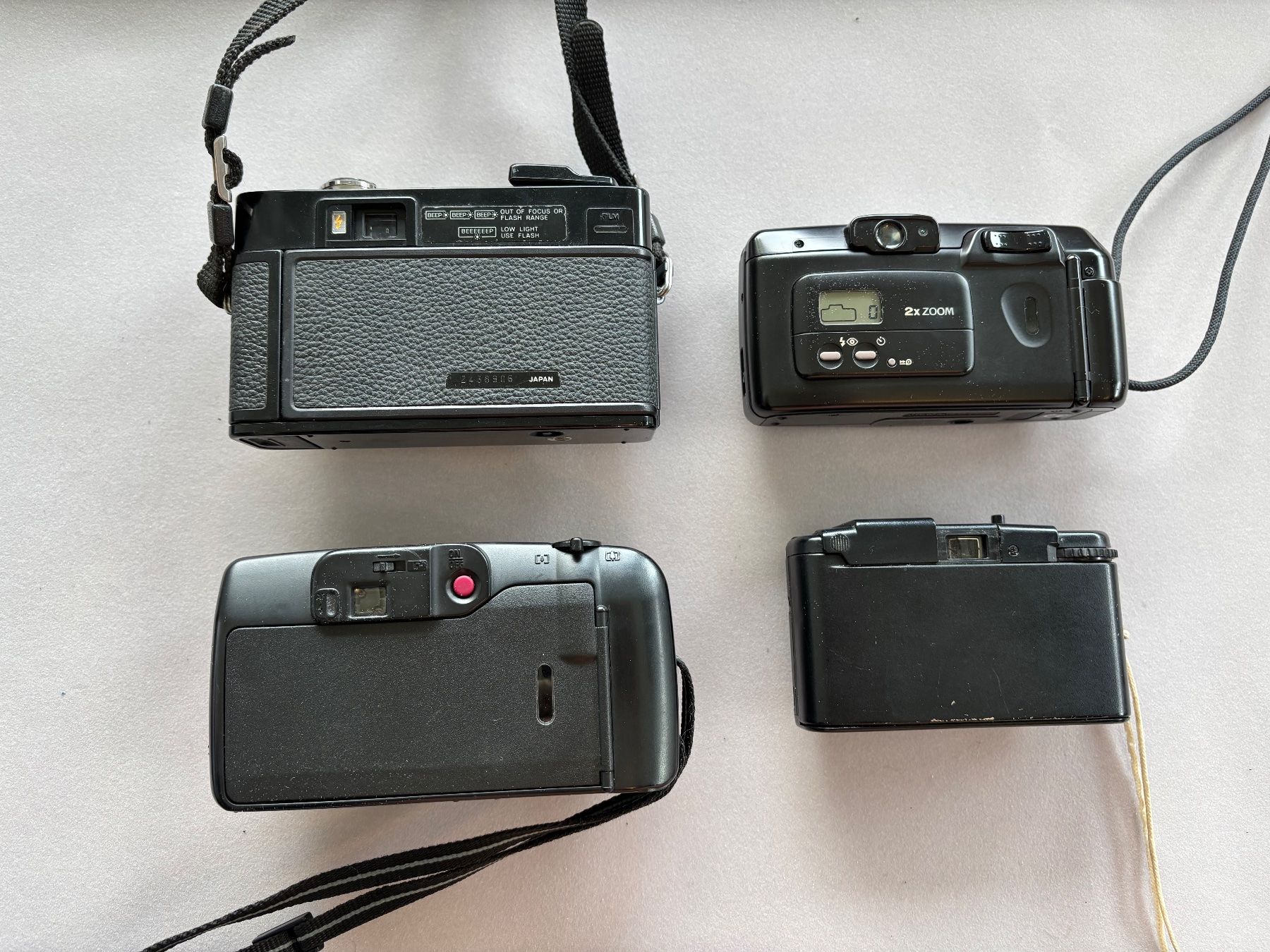 Fotocamera: Analoge Kamera Set – Difettoso da Neukirch (Egnach) venduto da Endothermie-1970 2
