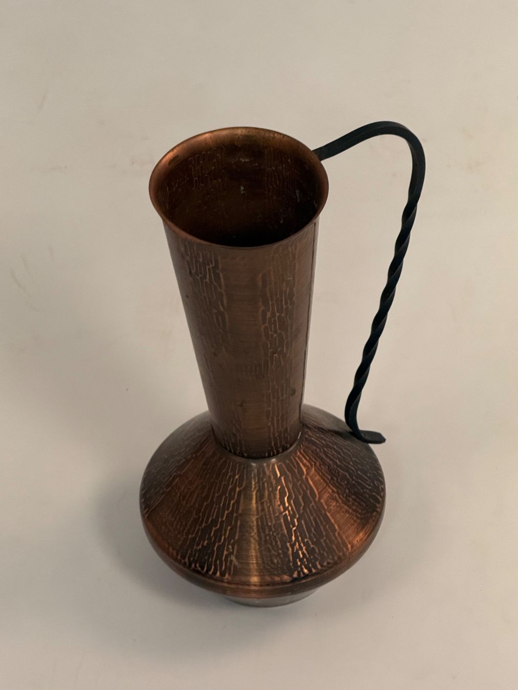 Vasi & Recipienti: Kupfervase mit geschmiedetem Henkel – Usato da Itingen venduto da uhu777 4