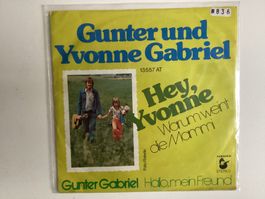 Gunter Gabriel Single - Hey Yvonne / Hallo Mein Freund